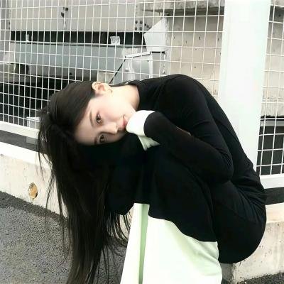 白桦林中的哨所
